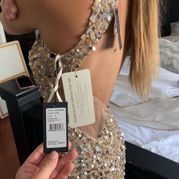 NEW with tags! Adrianna Papell Gown - Picture 9 of 11